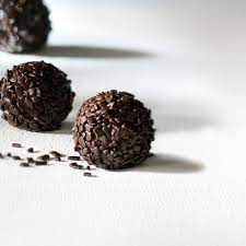 Dark Chocolate Flakes - Perfect for Desserts