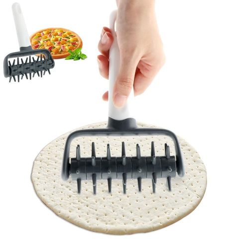 Plastic Dough Grade Pizza Docker Roller Kitchen Baking Tool