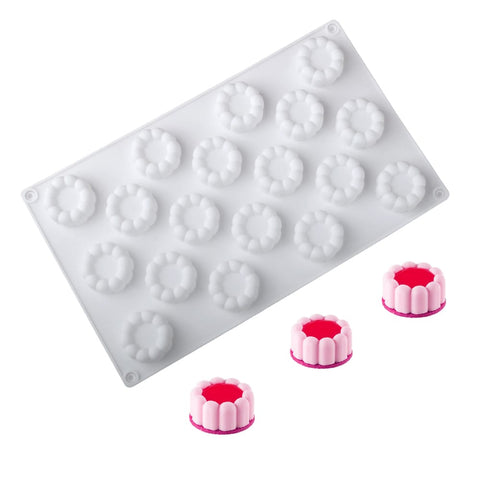 18-Cavity Concave Pattern Silicone Molds for Mousse Cakes