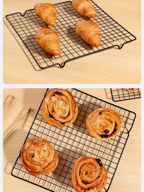 Cooling rack with croissants