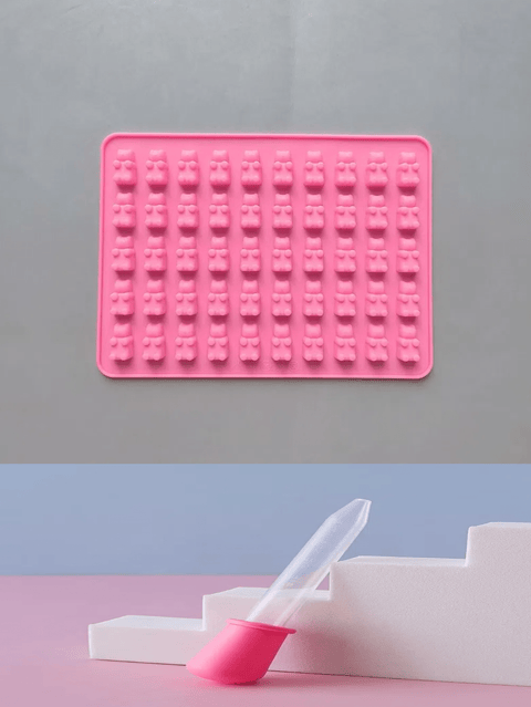 50-cavity gummy bear mold pink