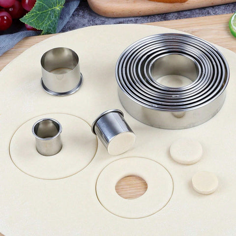 Round cutters with dough