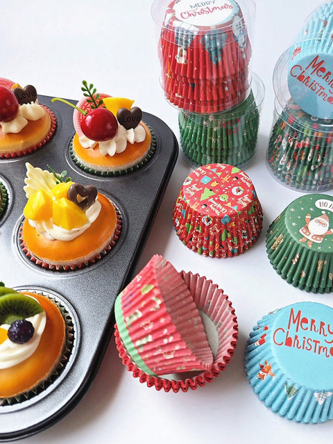 Christmas cupcakes in liners