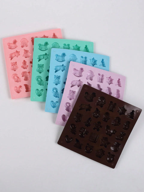 Christmas mold in use