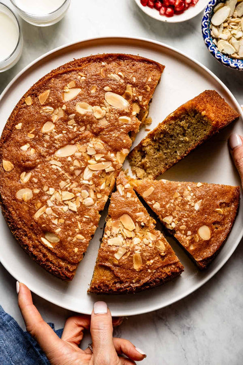Whole Almond Flour by Munchies Food,Adding a crispy texture when fried or baked.