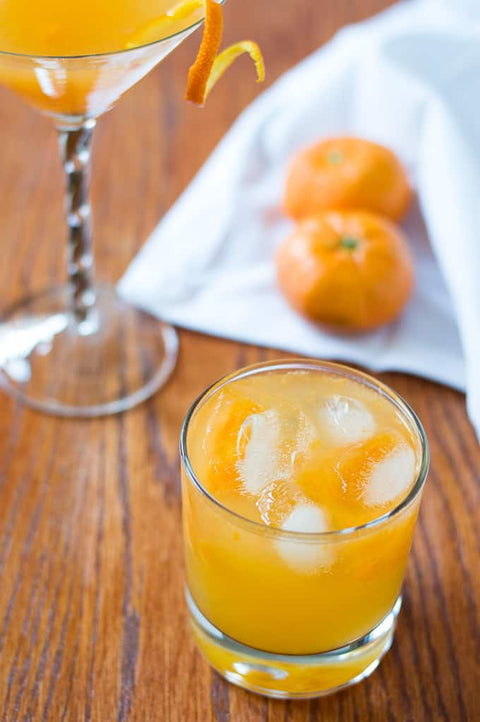 Mandarin Syrup Bottle: Refreshing Flavor Enhancer